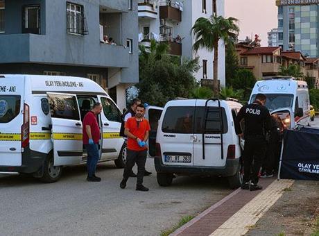 Adana'da ailecek verecek meselesi aile katliamına dönüştü! Baba ve oğlu öldü, anne ağır yaralı