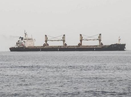 Silahlı korsanlar Yemen’den tanker kaçırdı!