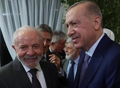 Cumhurbaşkanı Erdoğan, Brezilya Devlet Başkanı Lula da Silva ile telefonda görüştü