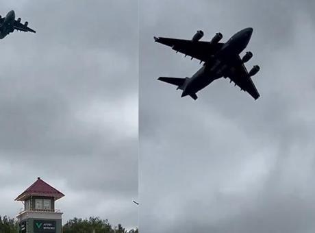 Rusya'ya indi, Kremlin'in bile haberi yok! Moskova semalarında gizemli ABD uçağı
