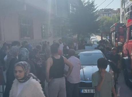 Küçükçekmece'de korku dolu anlar! Evde deodorant kutusu patladı: 2'si çocuk 3 yaralı