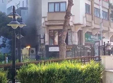 Bursa'da korku dolu anlar! Trafo bomba gibi patladı