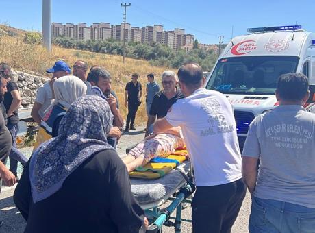Nevşehir’de traktör ile çekici çarpıştı! Römorktaki 4 çocuk yaralandı