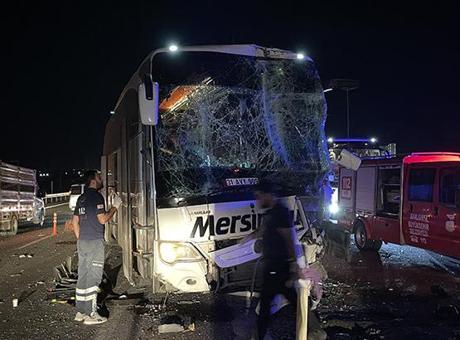 Şanlıurfa'da yolcu otobüsleri çarpıştı: 13 yaralı