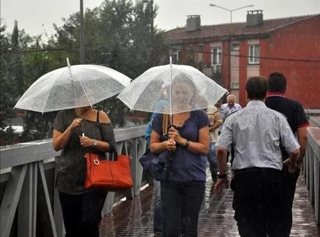 İstanbul’da hafta sonu planı yapanlar dikkat! AKOM’dan yeni hava tahmini