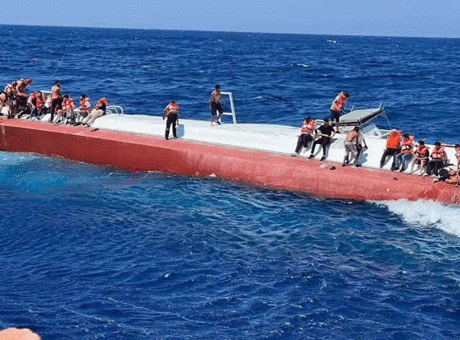Girne'de batan gemideki 18 kişi için arama kurtarma çalışması