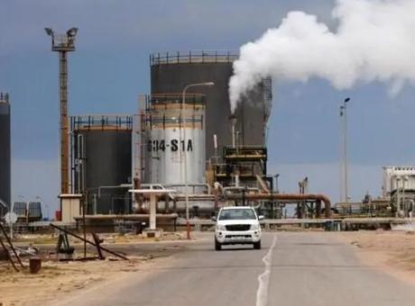 Son dakika...Libya'da petrol tanklarına İHA saldırısı! 'Nakil boruları da zarar gördü'