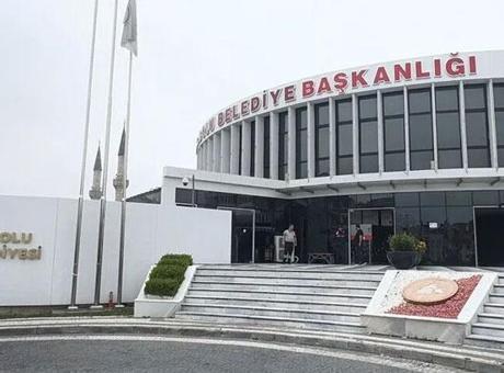 Bolu Belediyesinde 'araç kiralama ihalelerinde usulsüzlük' iddiasına ilişkin 6 zanlıya adli kontrol