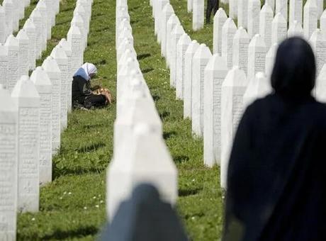 Srebrenitsa Soykırımı'ndan sağ kurtulan Jahic, CNN Türk'e konuştu! 'Bosna Kasabı Mladiç öldü ama ruhu Sırbistan'da yaşıyor'