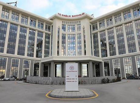 Sağlık Bakanlığı'ndan çocuk ve gençlere özel eğitim seferberliği! 1,5 yılda yaklaşık 1 milyon kişiye ulaşıldı