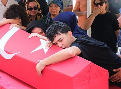 Derbiyi izlerken kalp krizi geçiren Fenerbahçeli gazi son yolculuğuna uğurlandı