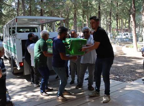 Silivri açıklarında batan gemide acı bekleyiş! Birinci kaptan Yaşar Kayhan'ın cenazesi toprağa verildi