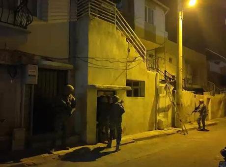 Manisa'da uyuşturucu operasyonu! 23 şüpheliden 20'si tutuklandı
