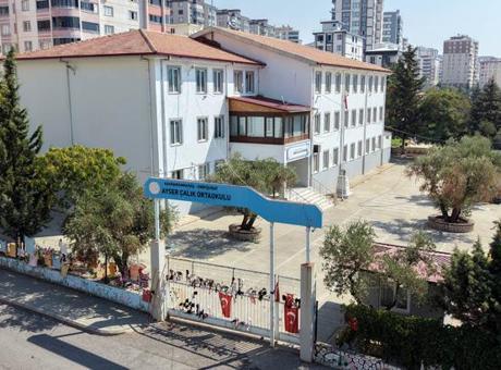 10 kişinin hayatını kaybettiği okul binası için yeni karar! Milli eğitim binası olacak